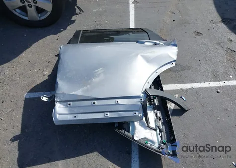 2020 Honda Cr-V Hybrid Touring z USA, uszkodzony, nr VIN 7FART6H96LE016444